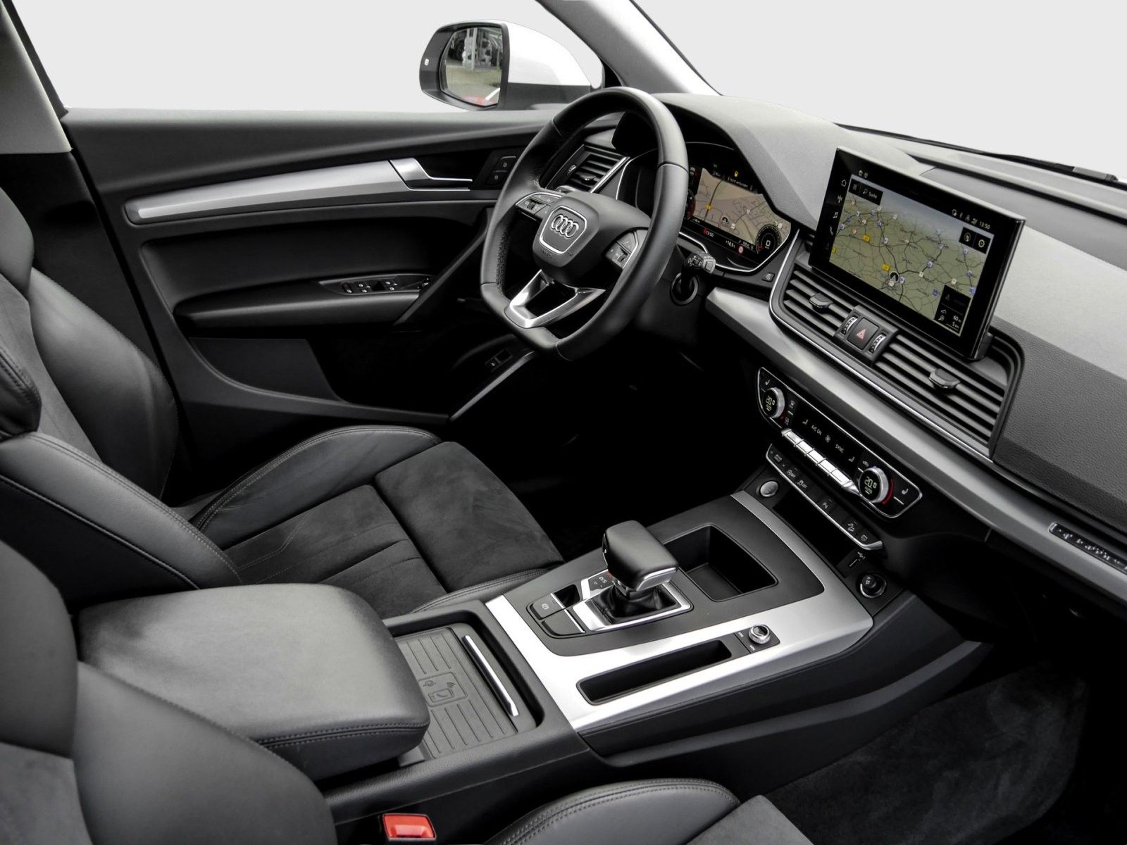 Audi Q5 40 TDI S tronic Nav+ LED VC+ SHZ GRA imagem 3