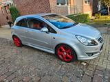Opel Corsa D 1.6 Turbo GSi 150 PS - Opel Corsa Gsi mit Benzin-Antrieb