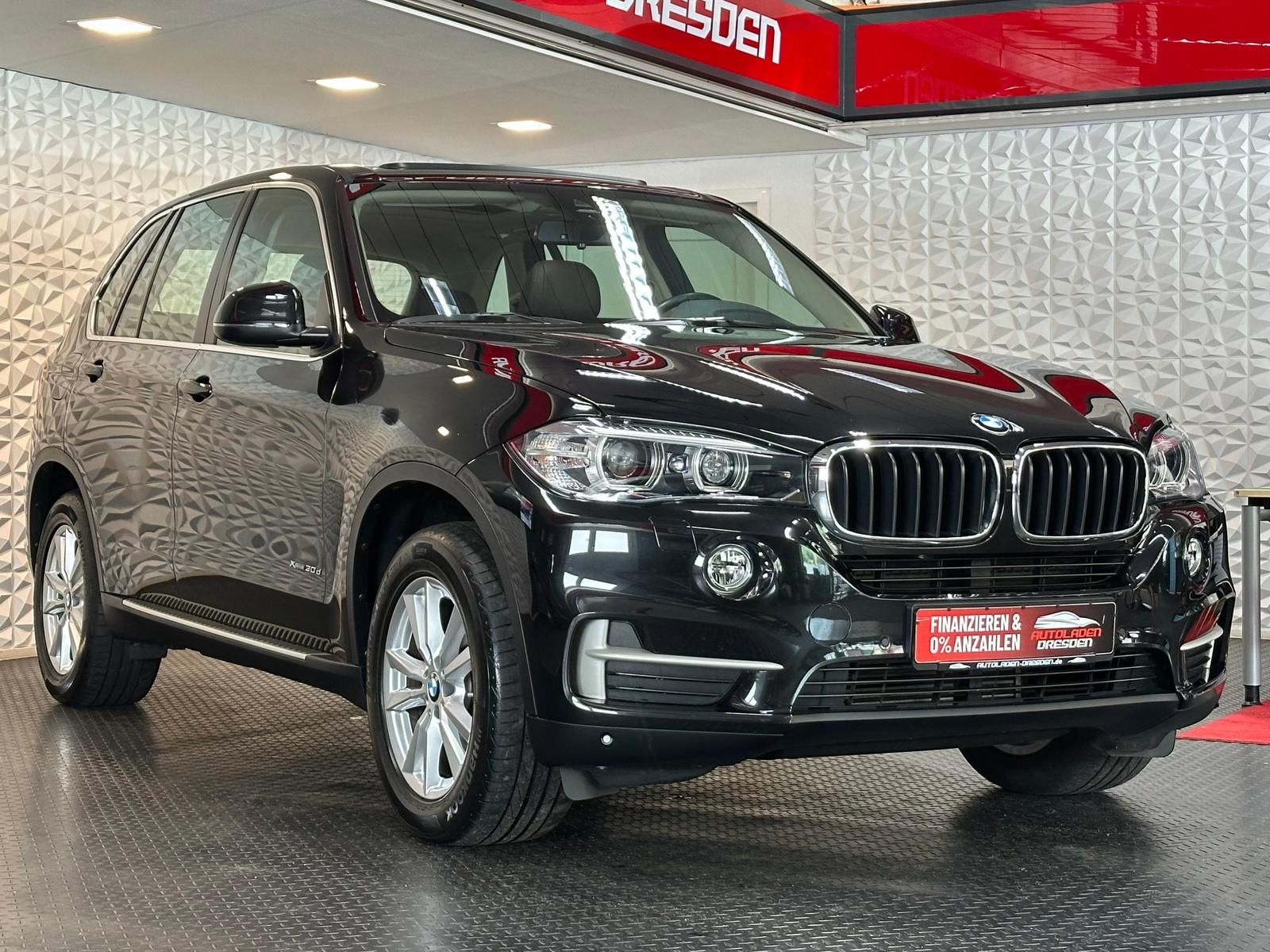 BMW X5 xDrive 30d* BIXEN#HUD#PANO#AHK#SHZ#TEMPO#NAVI - Image 2