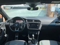 Tiguan Highline  4Motion  2x R-Line