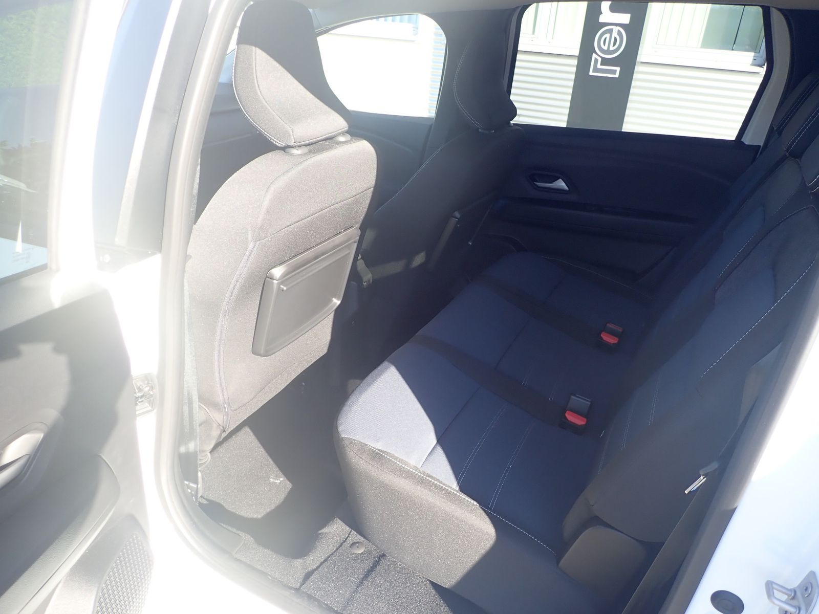 Fahrzeugabbildung Dacia Jogger Journey hybrid 155