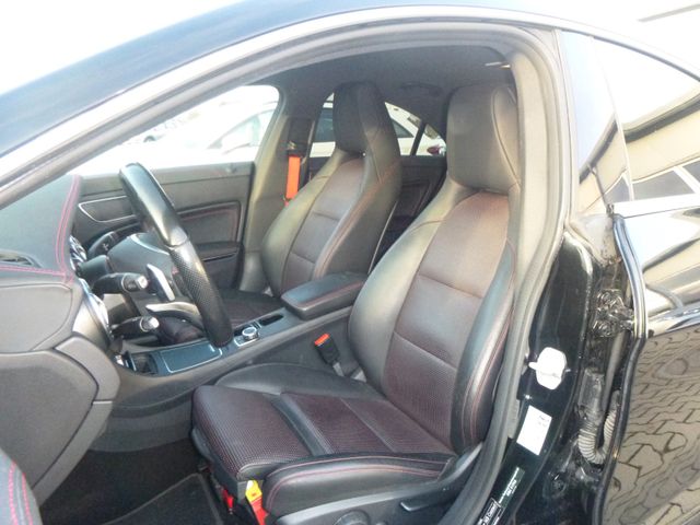 Fahrzeugabbildung Mercedes-Benz CLA 220 CDI Lim >AMG/AUT/KAM/LEDER/PDC/SHZ<