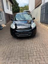 Nissan Micra K13  5 Türer    Schwarz TÜV - Nissan Micra: Türer