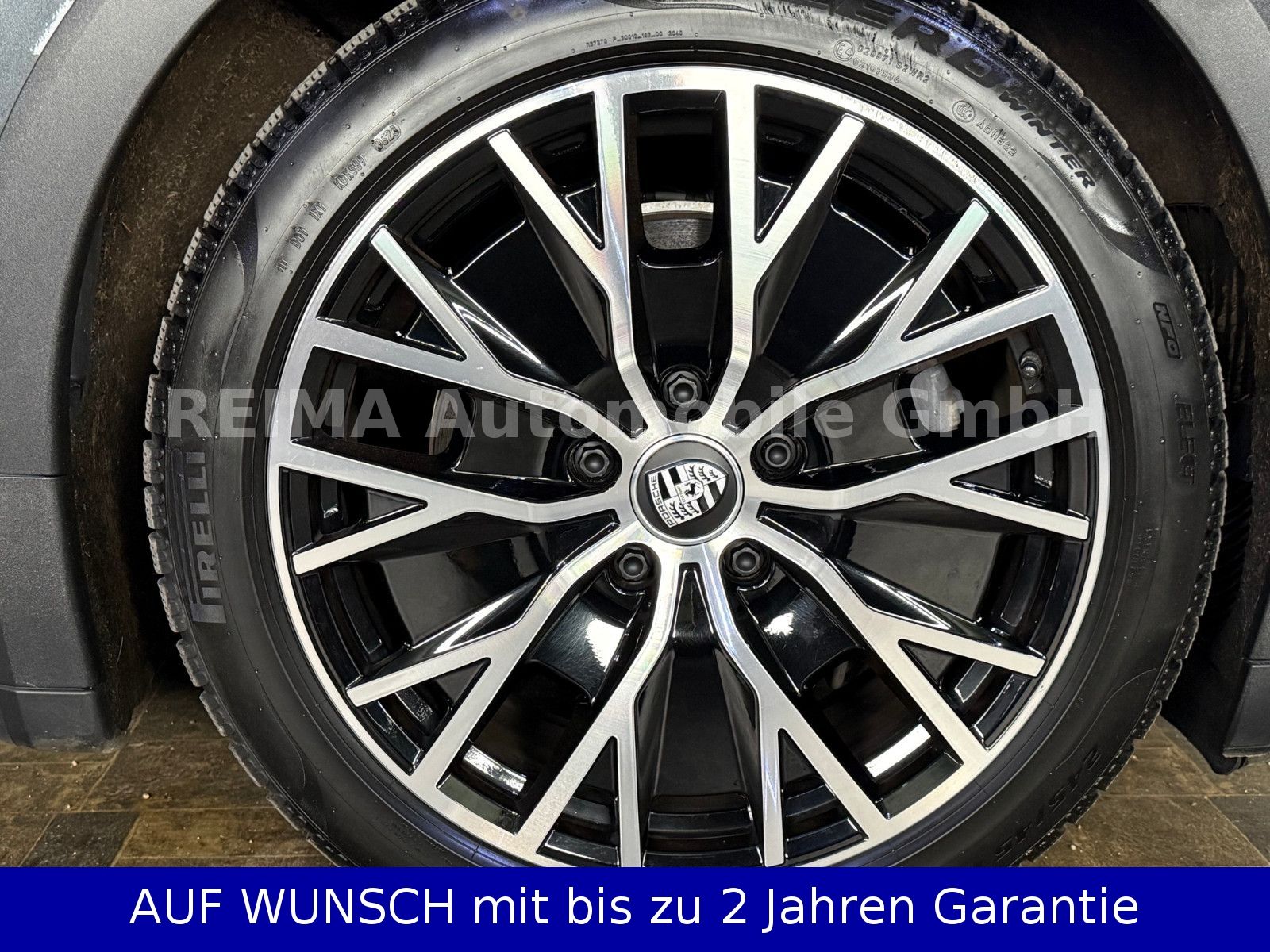 Fahrzeugabbildung Porsche Taycan Cross Turismo 4, Pano, 360°, SOH 90,8 %