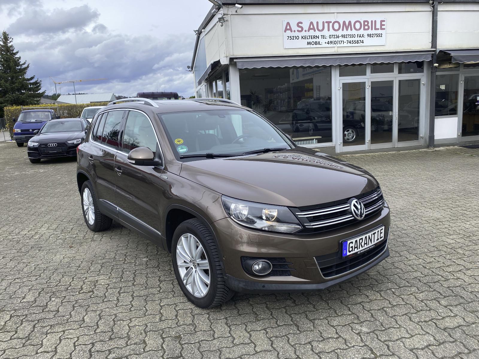 Volkswagen Tiguan Life 4Motion AHK Kamera Panorama Navi PDC