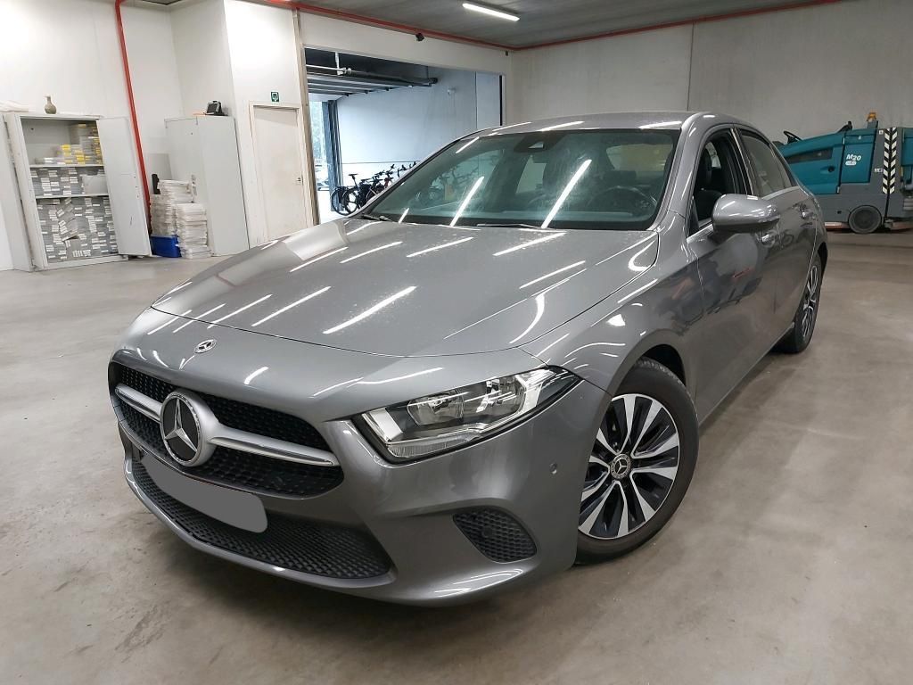 Mercedes-Benz A 180CDI DCT * BERLINE * NAVIGATION * ALU * PDC