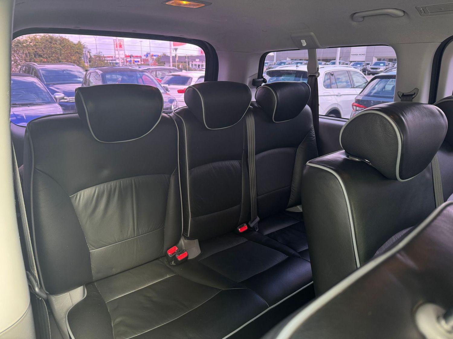 Hyundai H-1 Travel Comfort Leder SHZ AHK Standh. 8Sitze