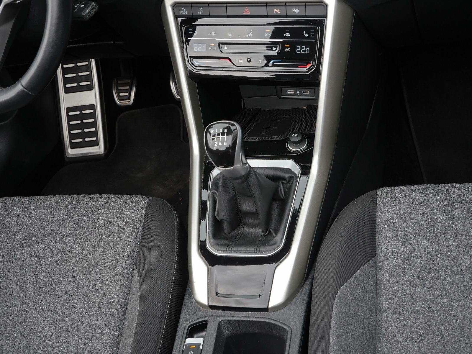 Volkswagen T-Roc - Bild 7