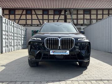 BMW X7 - 2