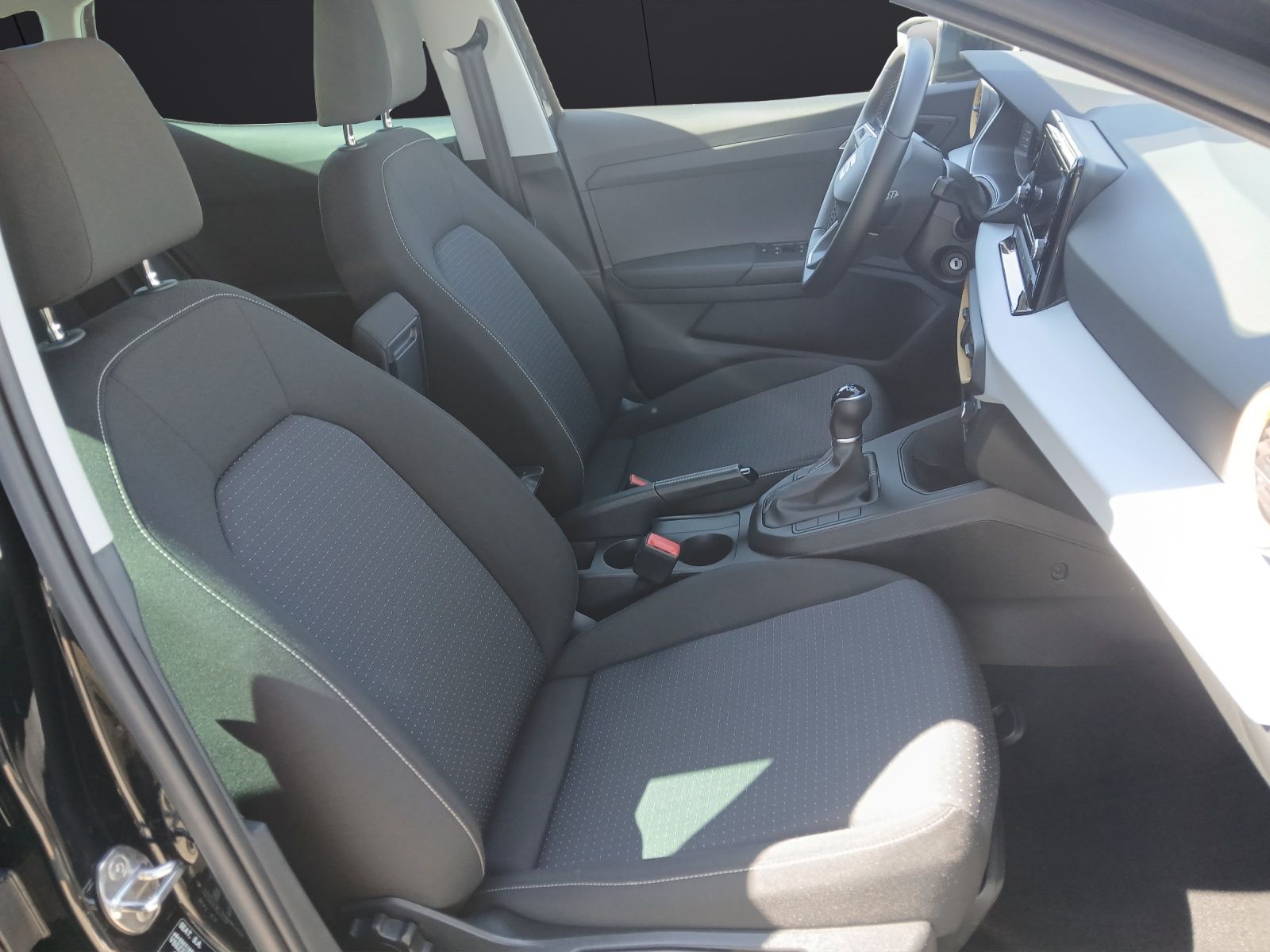 Fahrzeugabbildung SEAT Ibiza TSI Style LED Climatronic GRA PDC SH LM