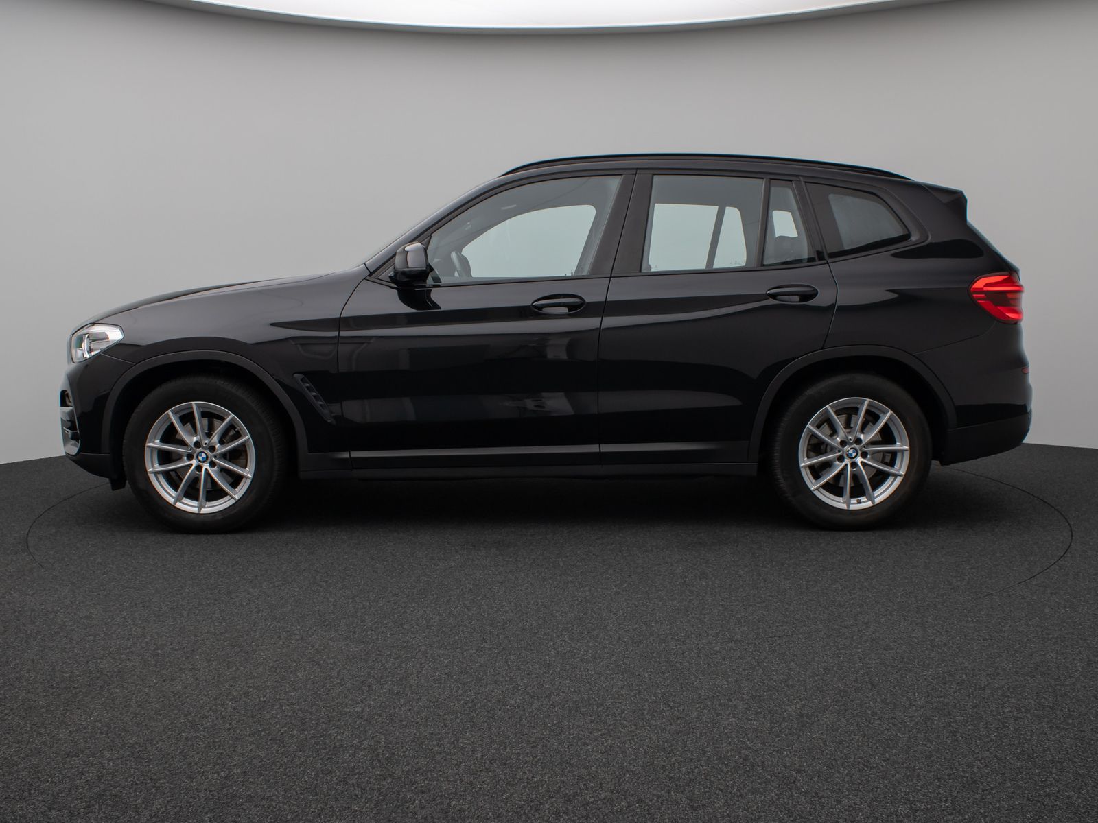 Fahrzeugabbildung BMW X3 xD20i ADVANTAGE DAB GeschwindigReg PDC Leder