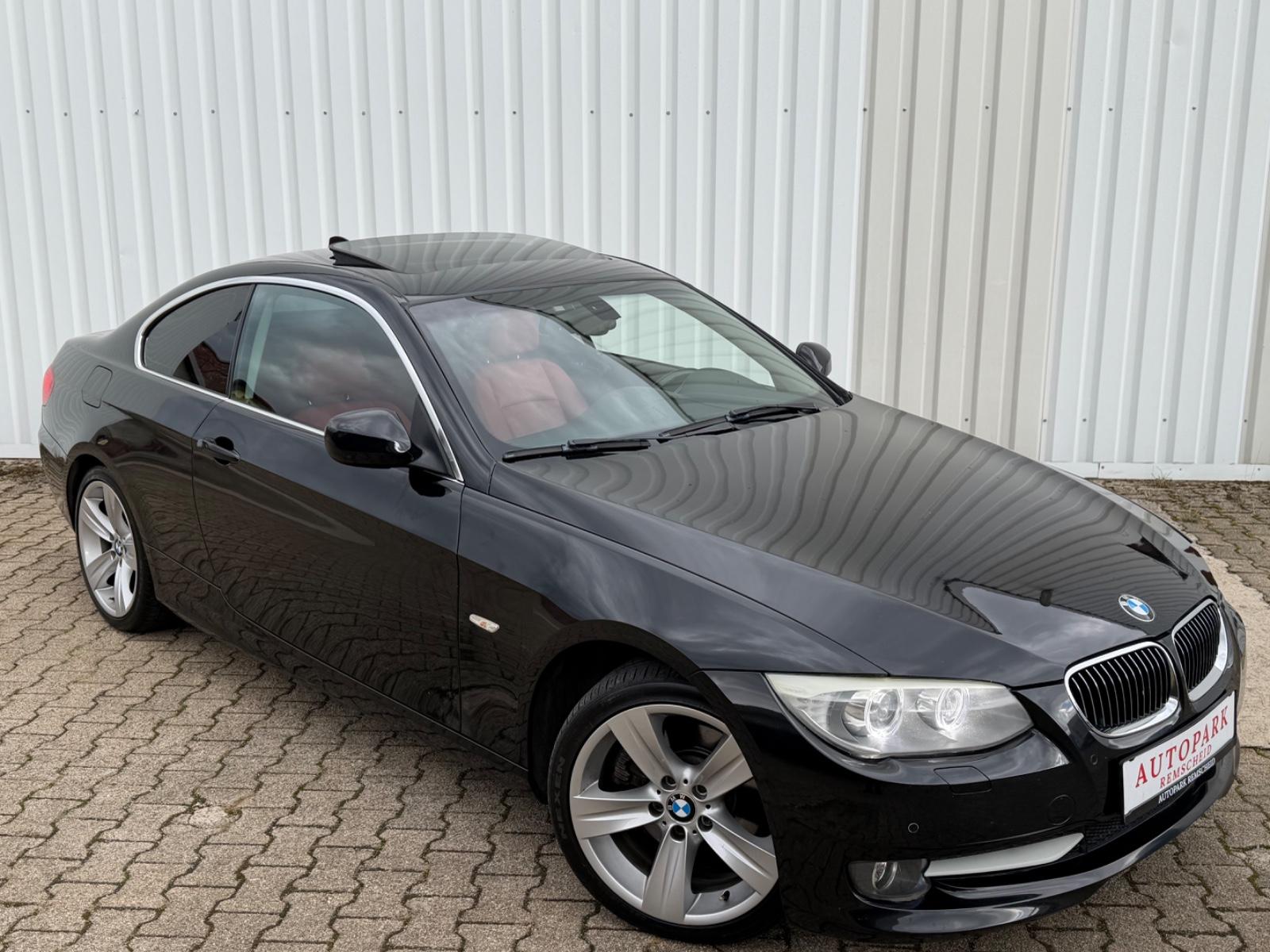 BMW 330 i xDrive*Limited Edition*1.Hand*S-Dach*Leder