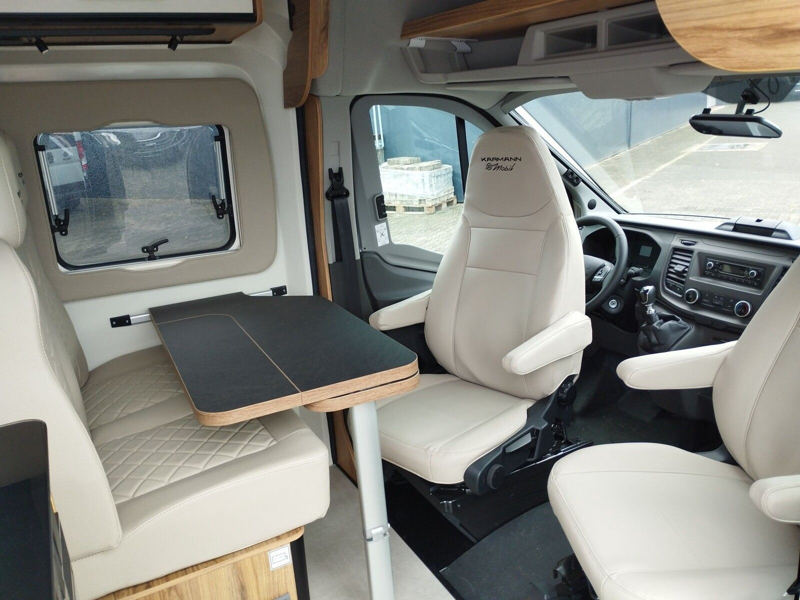 Fahrzeugabbildung Karmann Dexter 4x4 DE560AW 4x4 Paket aus Dörr-Manufaktur