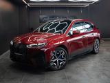 BMW iX 40 xDrive Sport Package - rote BMW iX