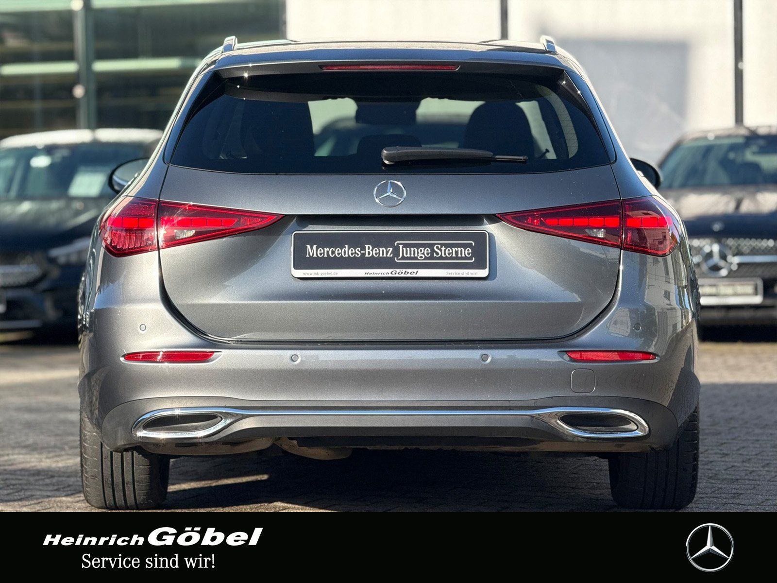 Fahrzeugabbildung Mercedes-Benz C 220 d T 4MATIC*AHK*BURMESTER*DIGITAL LIGHT*