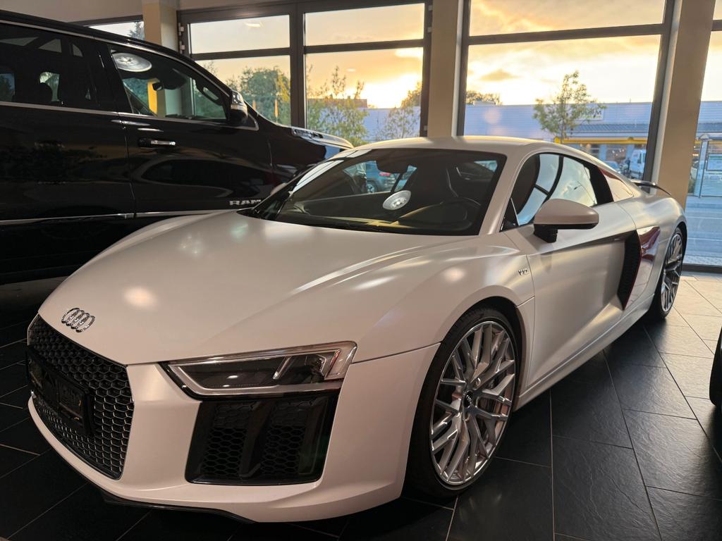 Audi R8