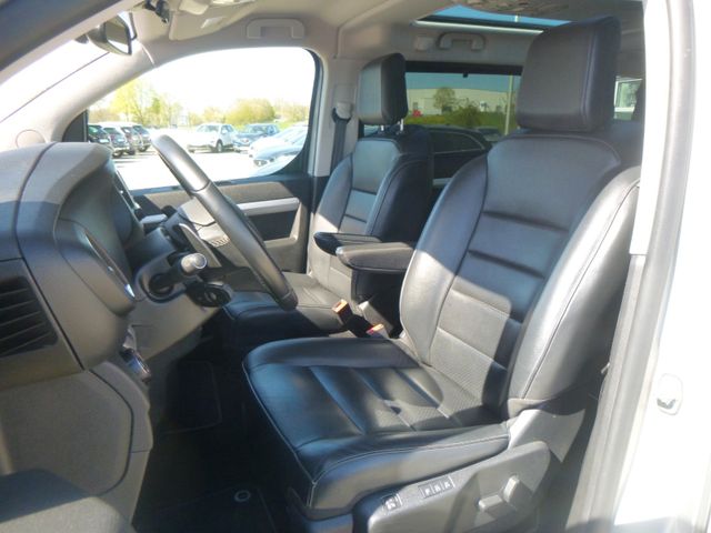 Fahrzeugabbildung Opel Zafira Life 2,0 D L >8Sitze/AUT/KAM/PDC/NAV/AHK