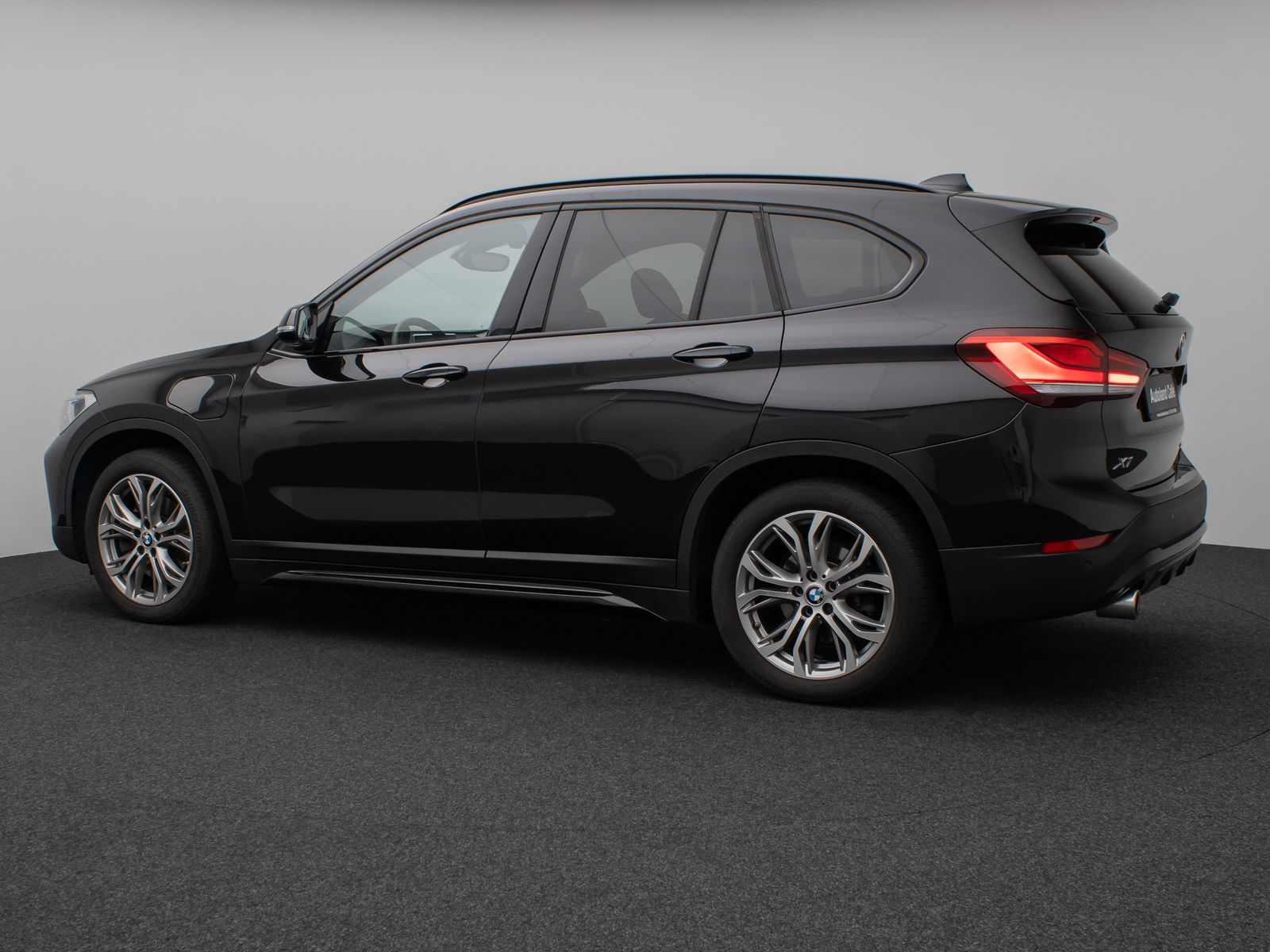 Fahrzeugabbildung BMW X1 xD25e Sport Line Kamera DAB HiFi LED 18Zoll