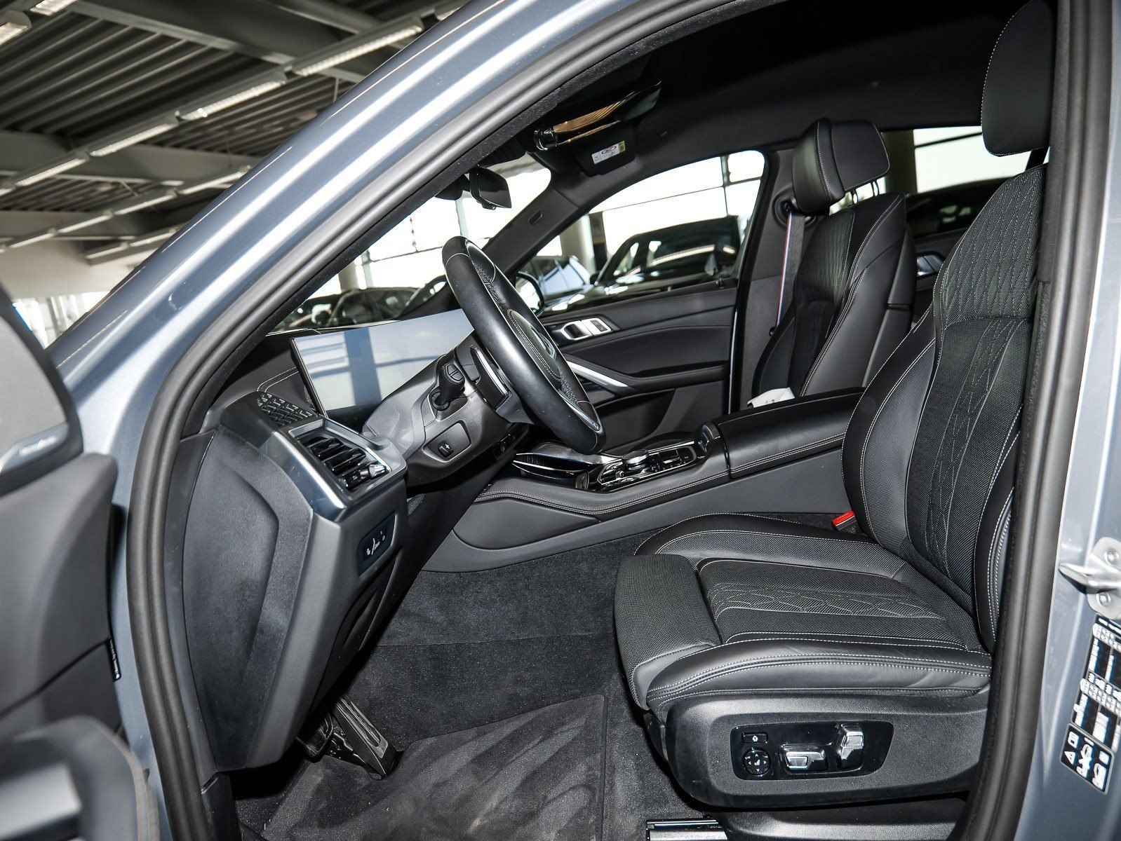 BMW X6 xDrive30d M Sport HUD AHK RFK NAVI LED PDC V foto 5