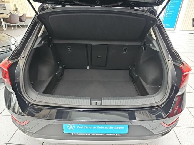 Fahrzeugabbildung Volkswagen T-Roc 1.5 TSI DSG Goal NAVI STANDHZ ACC SHZ LM17