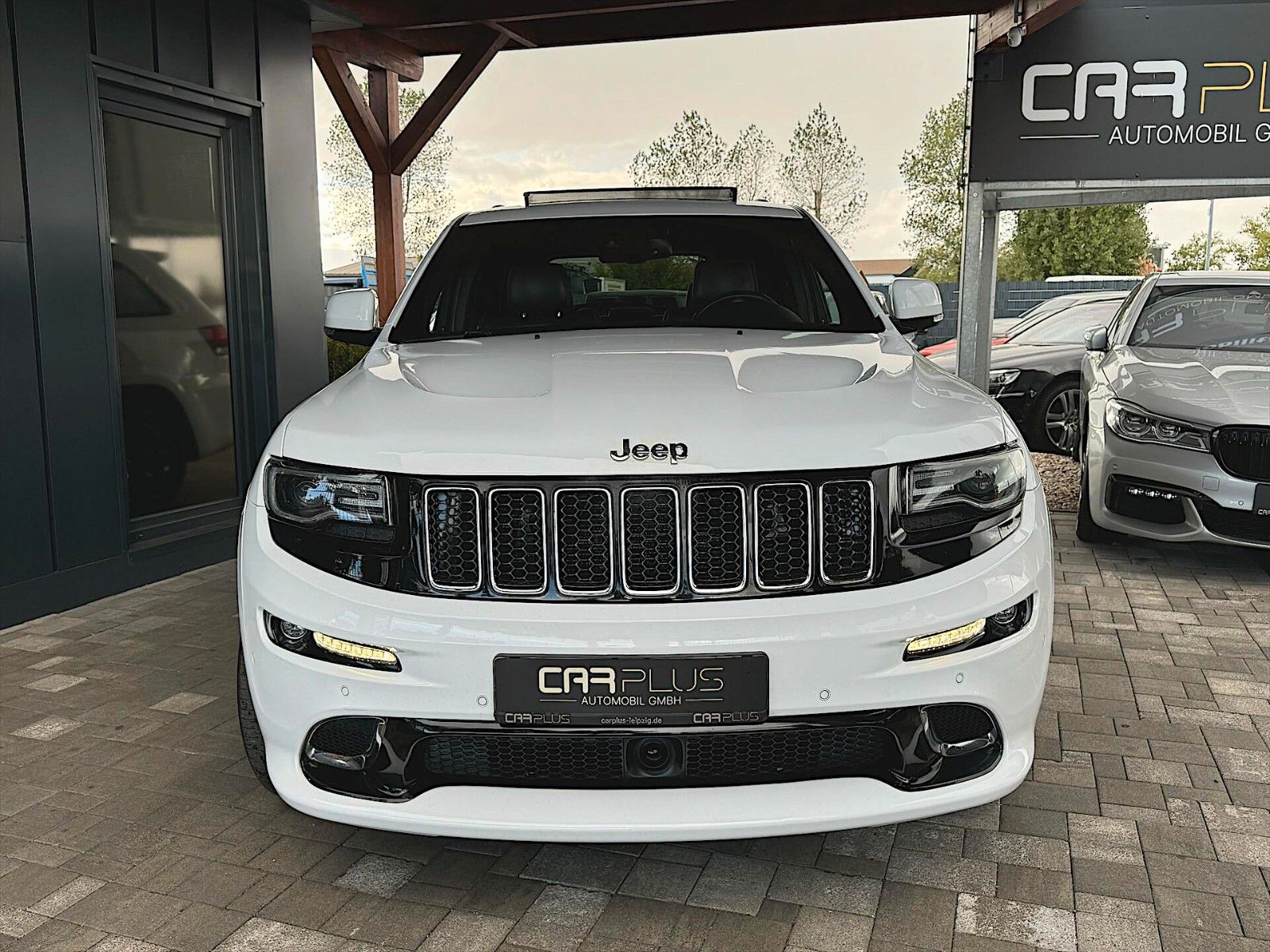 Fahrzeugabbildung Jeep Grand Cherokee 6.4 V8 HEMI SRT *EU Modell*Pano*