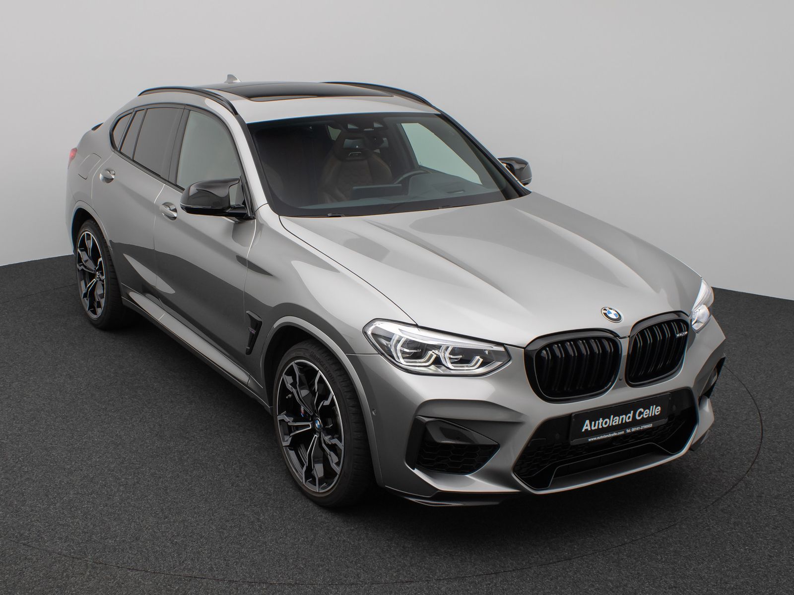 Fahrzeugabbildung BMW X4 M Panorama 360°HUD DAB H/K Individual 21Zoll