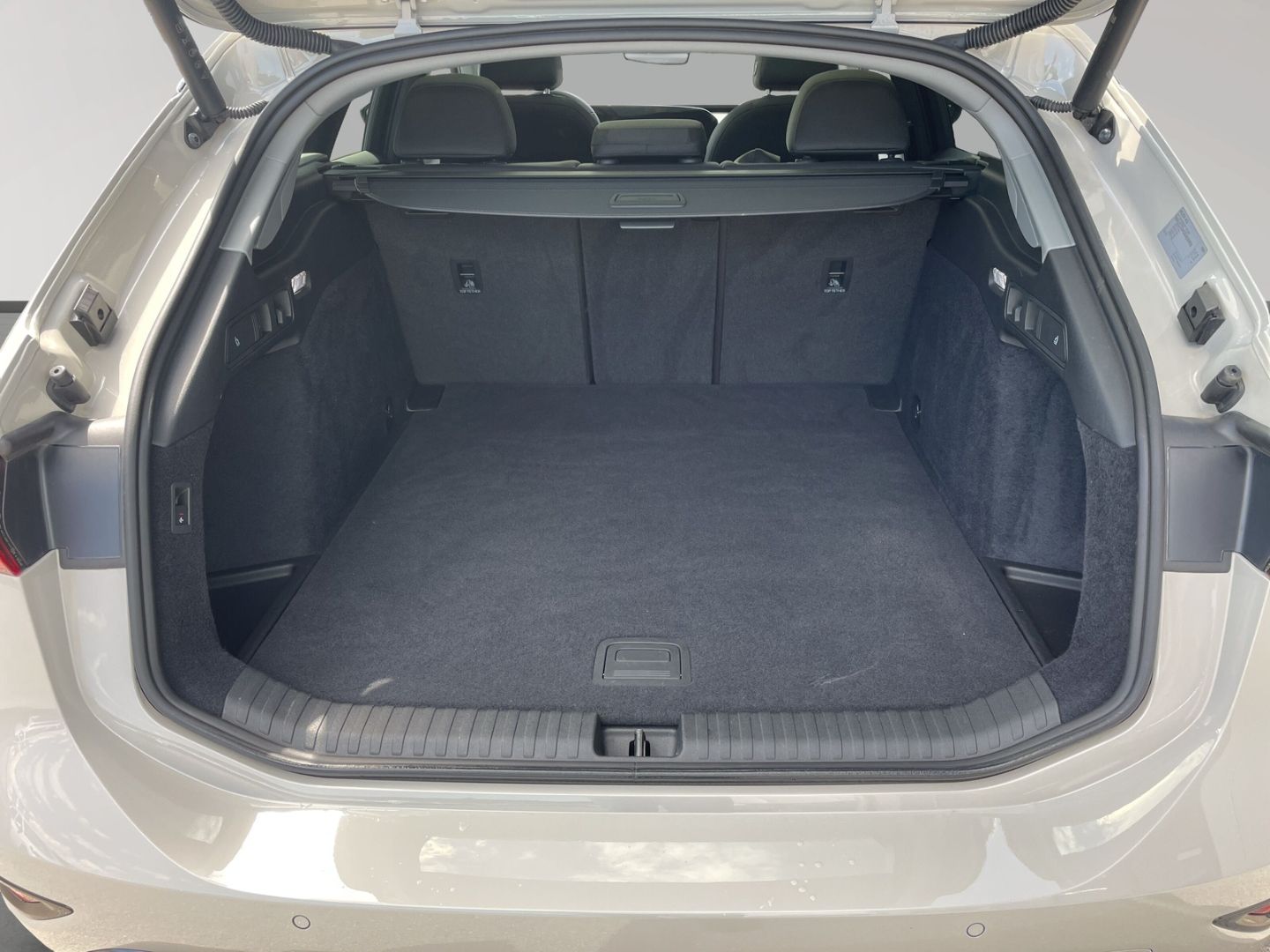 Audi A6 e-tron - Bild 9