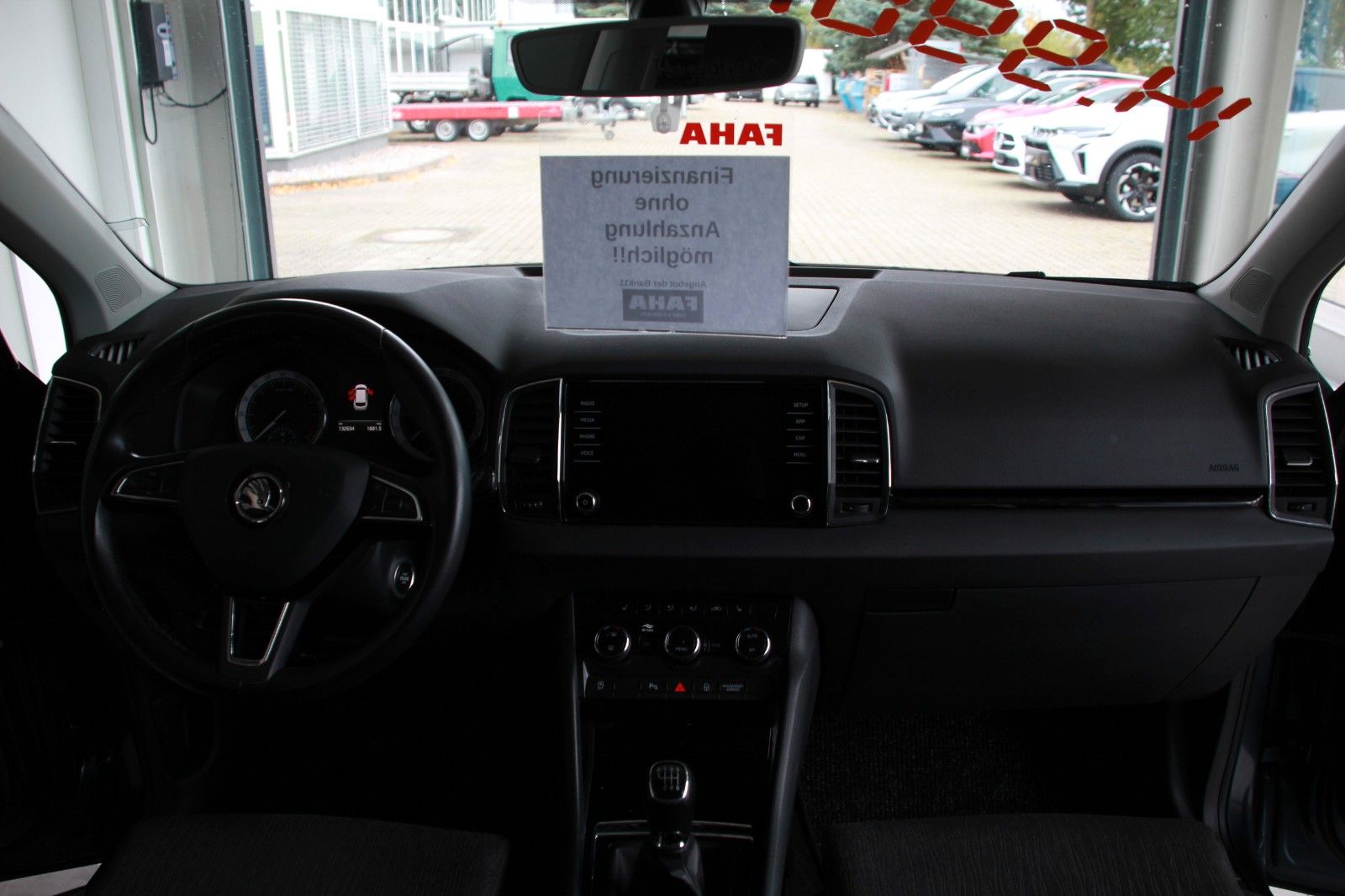 Fahrzeugabbildung SKODA Karoq Style