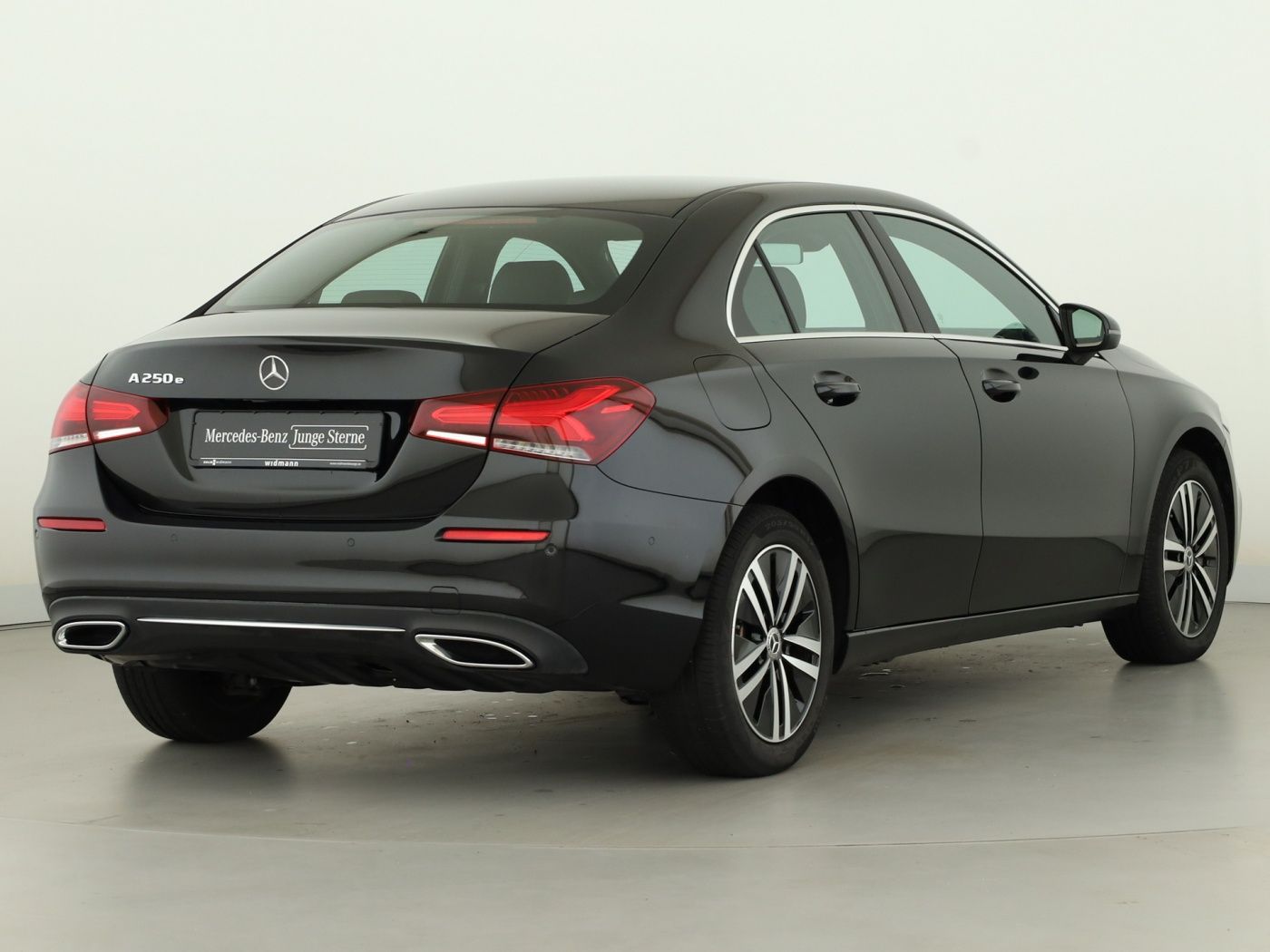 Mercedes-Benz A 250 e Lim Progressive Multibeam Memory PTS Nav foto 2
