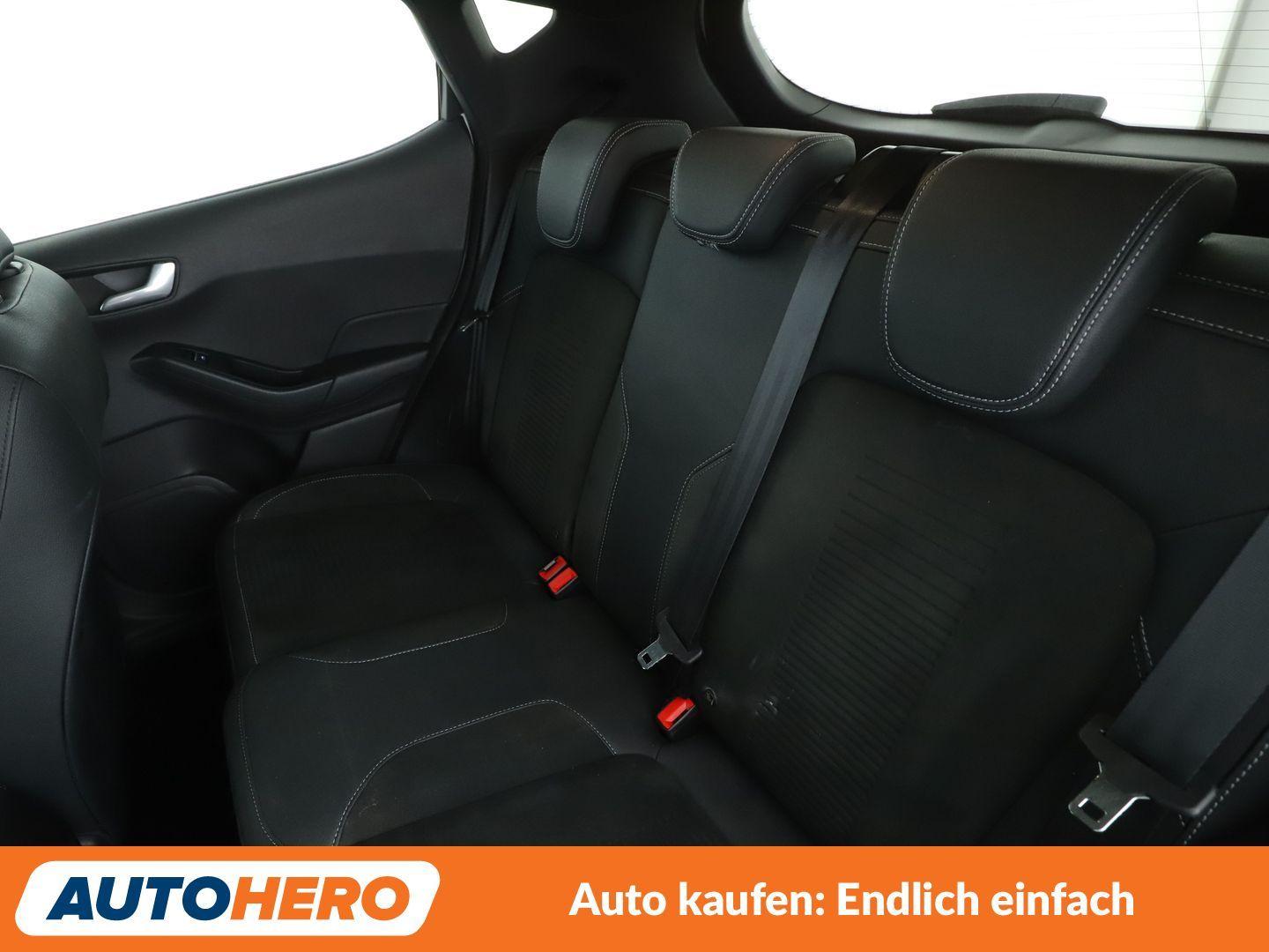 Ford Fiesta 1.5 EcoBoost ST *NAVI*LED*PDC*TEMPO*SHZ*