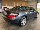 Mercedes-Benz SLK 200 Roadster BlueEfficiency *LEDER*NAVI*TEMP - Mercedes-Benz Cabrio aus dem Jahr 2011