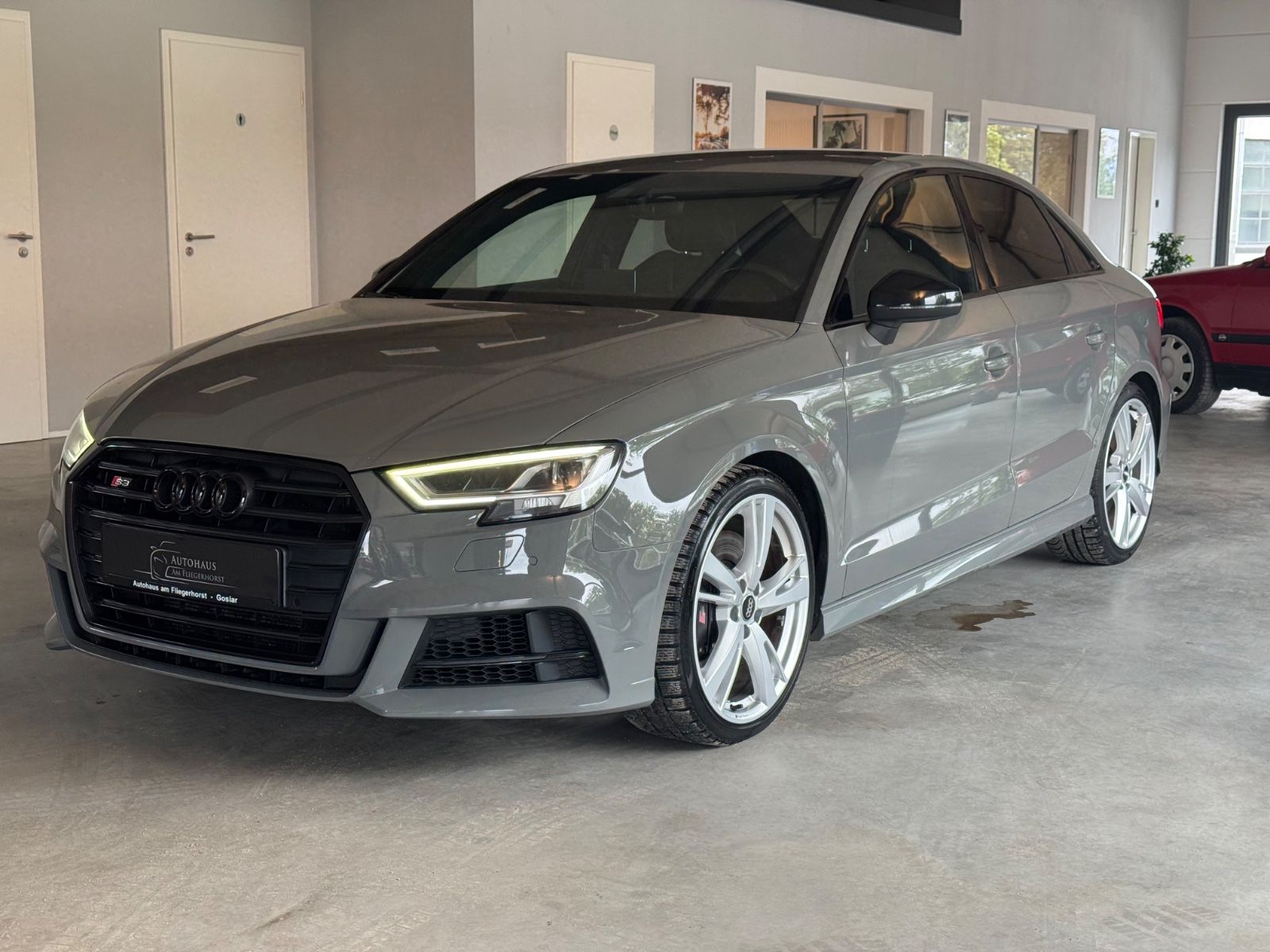 Audi S3 Lim. 2.0 TFSI quattro Matrix