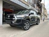 Toyota Hilux Invincible - Toyota Hilux mit Diesel-Antrieb: Leder