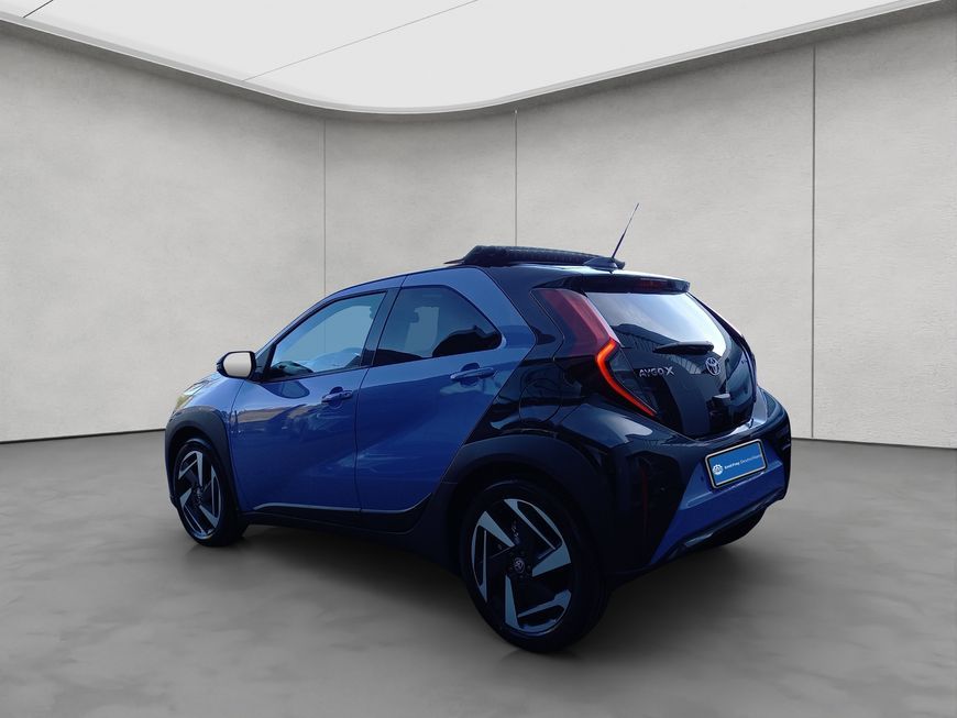 Toyota Aygo X 1,5 Hybrid Premium Lounge JBL imagem 3