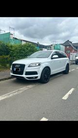 Audi Q7 4.2 V8 TDI,3X S-line,Quattro,Pano,AHK,21-Zoll - Audi Q7 aus 2010: Line