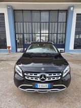 Mercedes-Benz Mercedes-benz GLA 220 d Automatic 4Matic Premium - Mercedes-Benz GLA 220 Kombi Gebrauchtwagen
