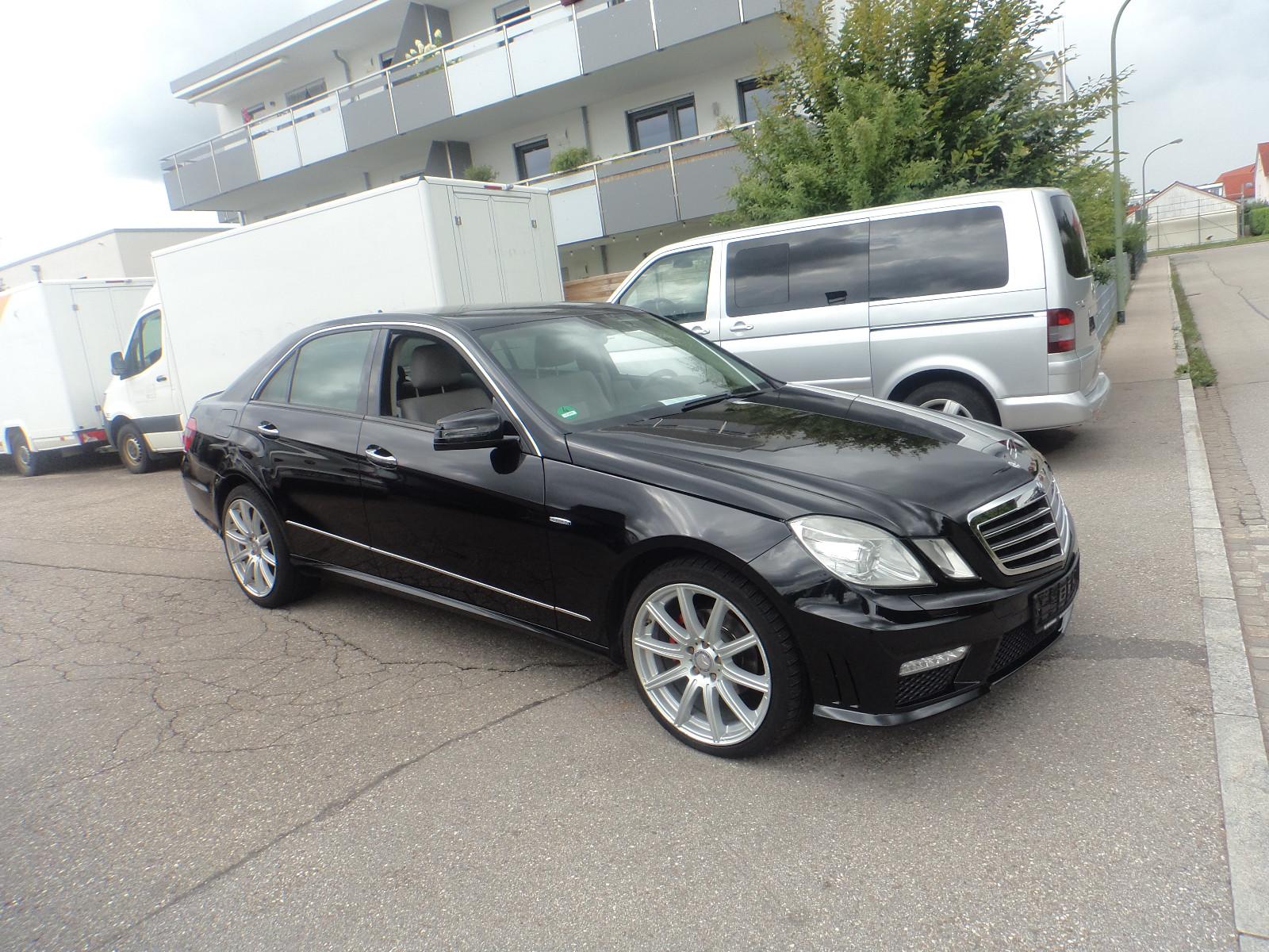 Mercedes-Benz E 220 CDI Lim.BlueEfficiency Automatik Navi