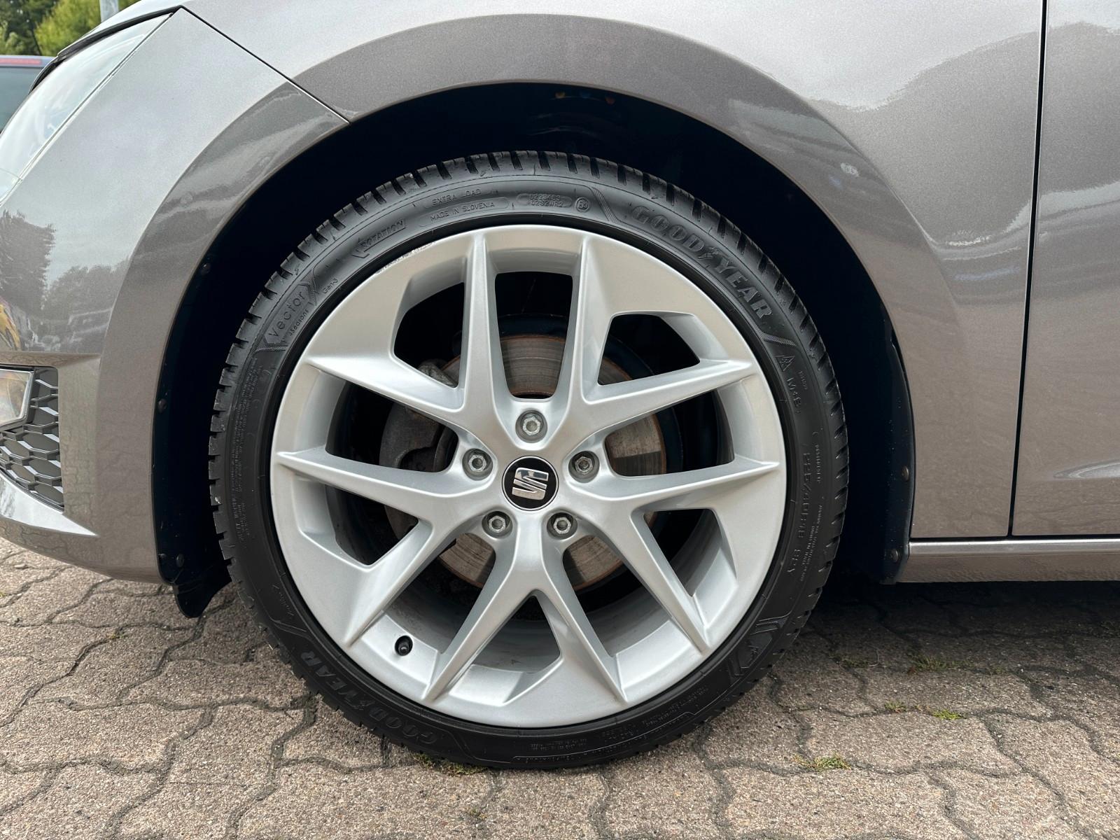 Seat Leon FR 1.HAND SHZ NAVI PDC TEMPOMAT LEDER