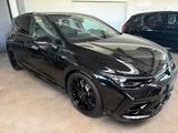 Volkswagen Golf 8 R 2.0 TSI BLACK EDITION AKRAPOVIC LEDER
