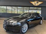 Jaguar XF Sportbrake 3.0 V6 Diesel S KAMERA/NAVI/BT/19"