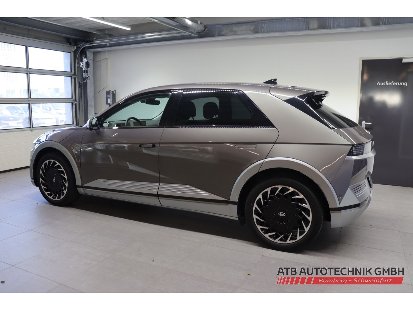 Fahrzeugabbildung Hyundai IONIQ 5 UNIQ 72,6 kWh 98,5% SOH Soundsystem PDCv