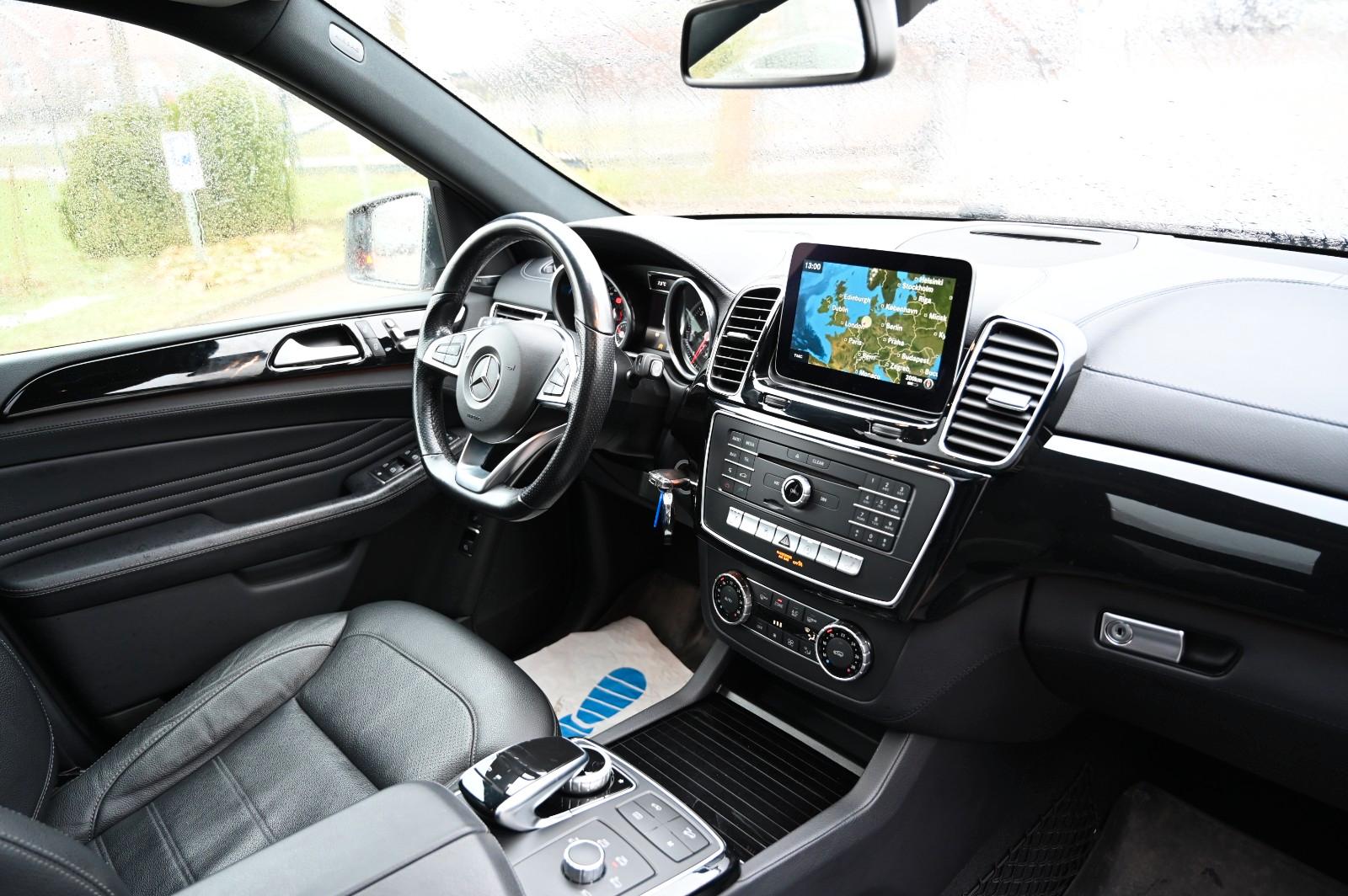 Mercedes-Benz GLE 350 d 4Matic AMG *SERVICE NEU*TOP