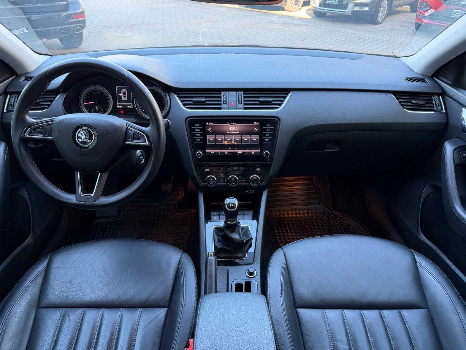 Skoda Octavia 2.0 TDI/LED/KAMERA/AHK/LEDER/MEMORY