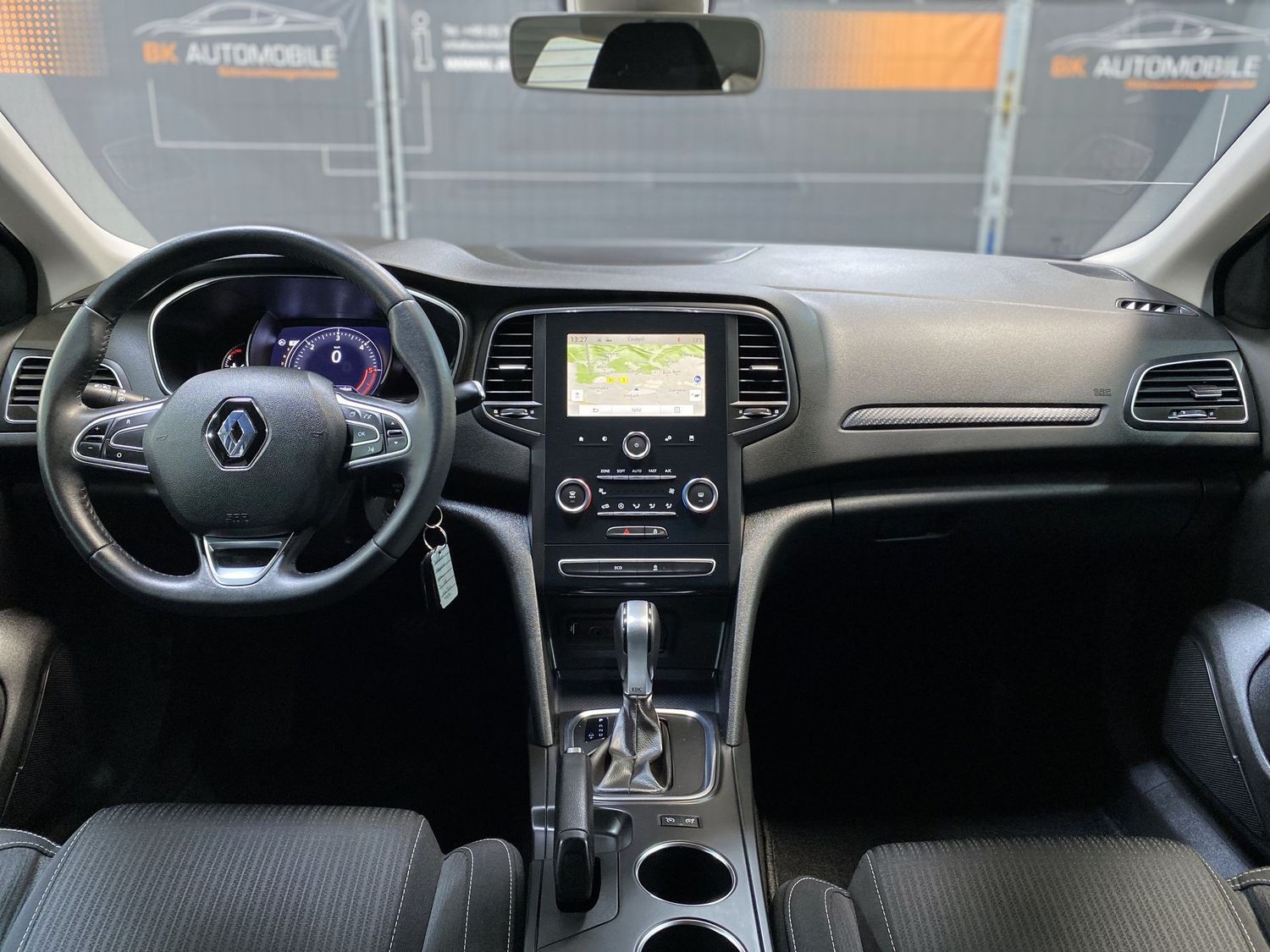 Fahrzeugabbildung Renault Megane Business Edition #Tempomat#PDC#AHK#Navi