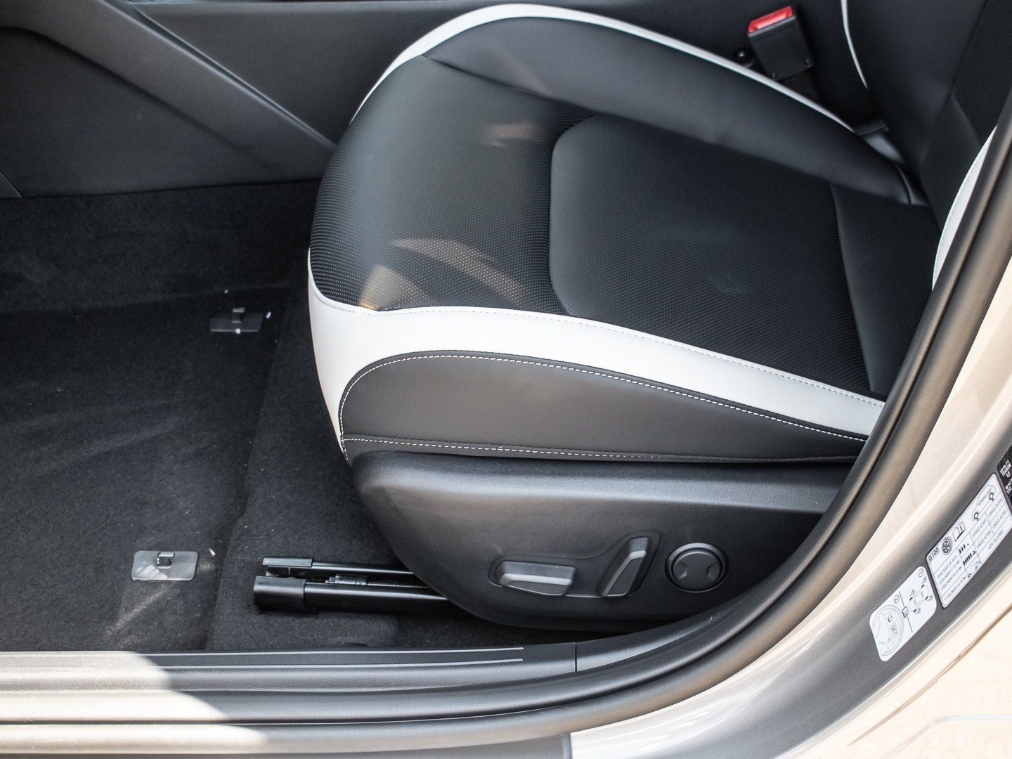 Kia K4 - Bild 17