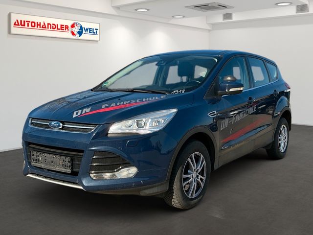 Ford Kuga 2.0 TDCI 4x4 Titanium Navi AAC PDC SHZ