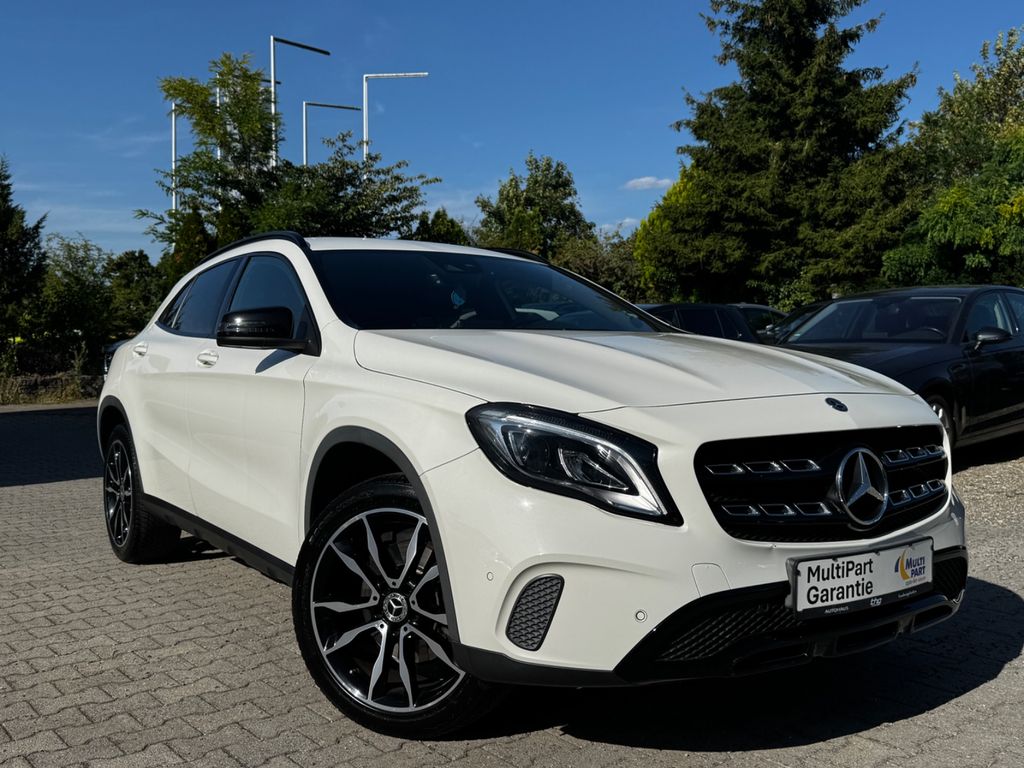 Image of Mercedes-Benz GLA 220