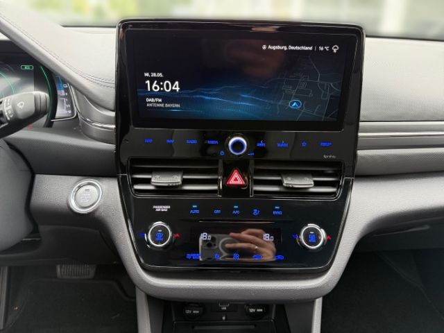 Fahrzeugabbildung Hyundai IONIQ Style Plug-In Hybrid 1.6 GDI +NAVI+KLIMA+P