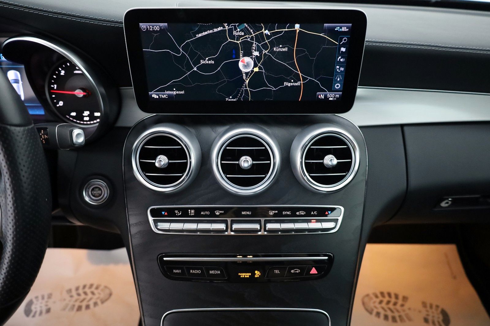 Fahrzeugabbildung Mercedes-Benz C 220d Coupe AMG Line T.Leder,Navi,LED,Kamera,SH
