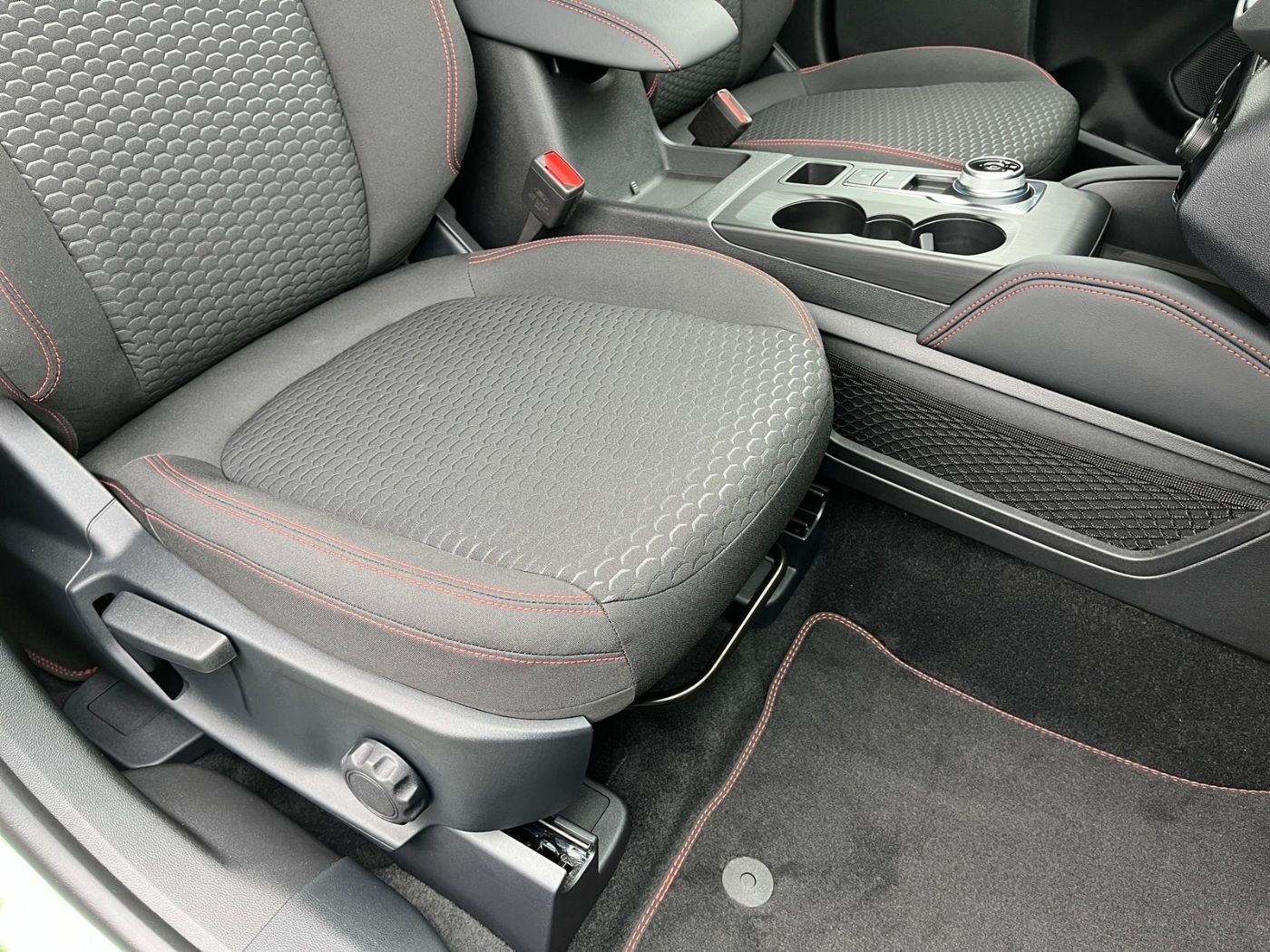 Ford Kuga - Bild 17
